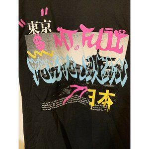 The Young & Wild Mt. Fuji Men’s Sz M  T Shirt‎ Black